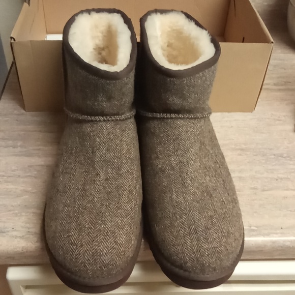 UGG Other - UGG Classic Mini Tweed